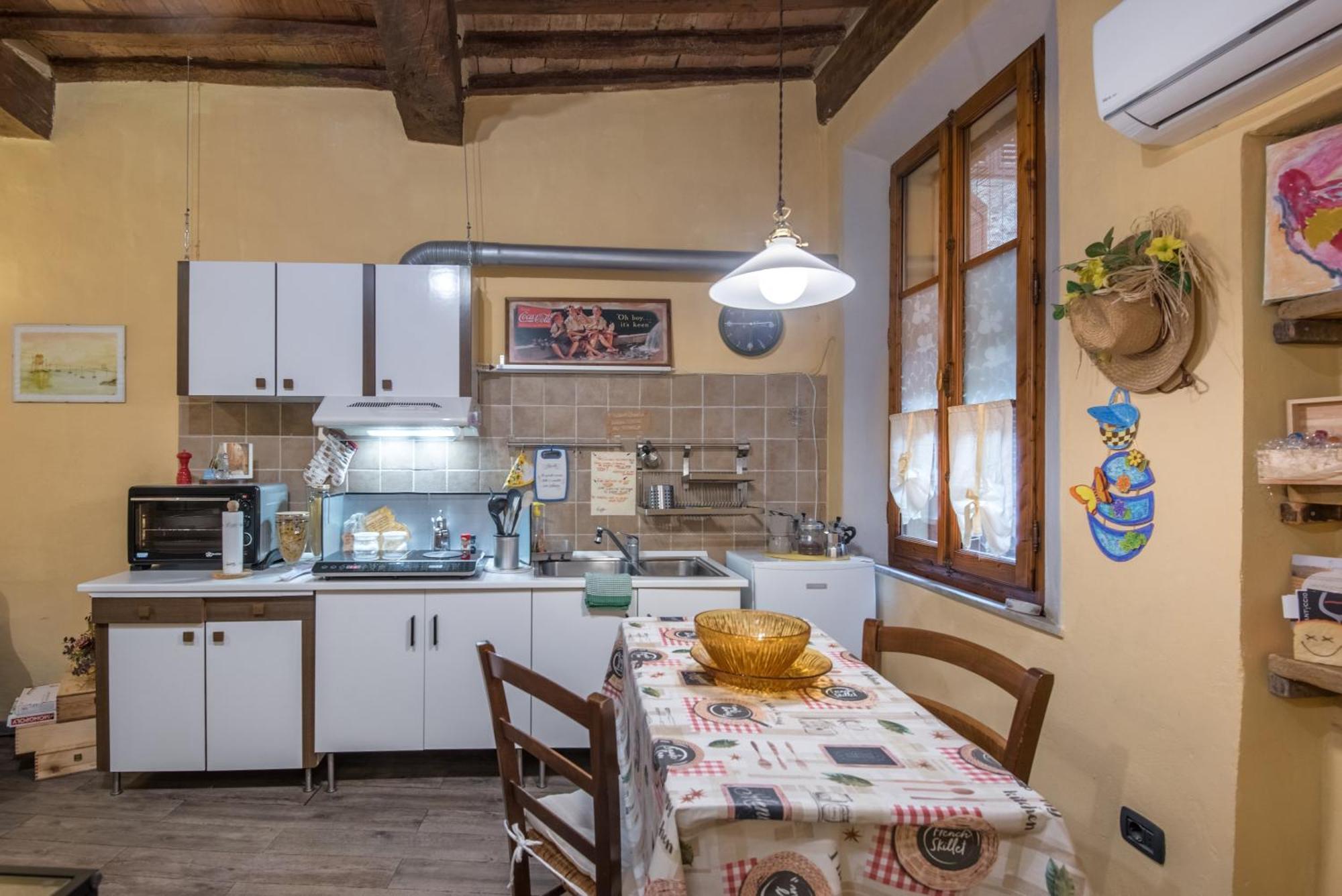 La Casa Gialla Di 부온콘벤토 외부 사진